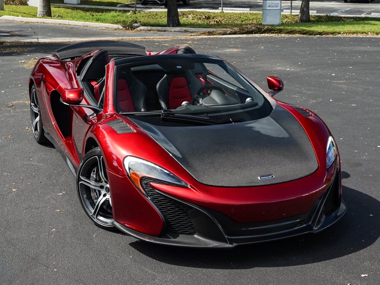 2015 McLaren 650S Spider   - Photo 66 - Bonita Springs, FL 34134