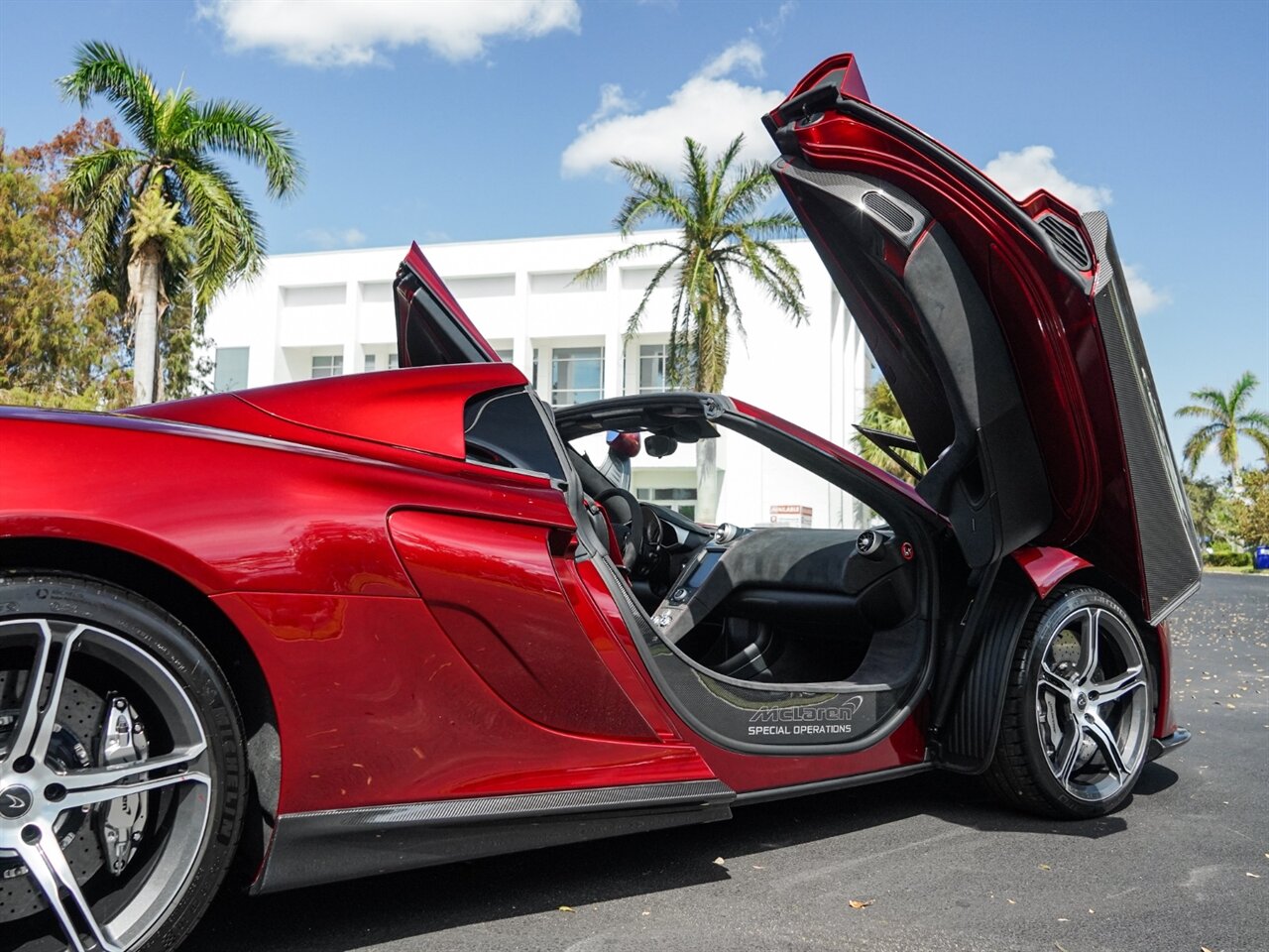 2015 McLaren 650S Spider   - Photo 74 - Bonita Springs, FL 34134