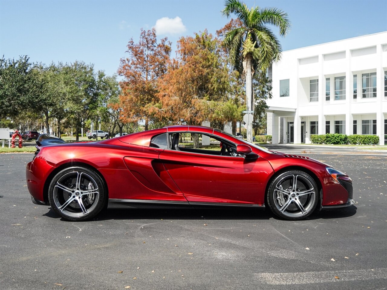 2015 McLaren 650S Spider   - Photo 73 - Bonita Springs, FL 34134