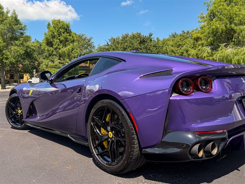 2020 Ferrari 812 Superfast   - Photo 49 - Bonita Springs, FL 34134