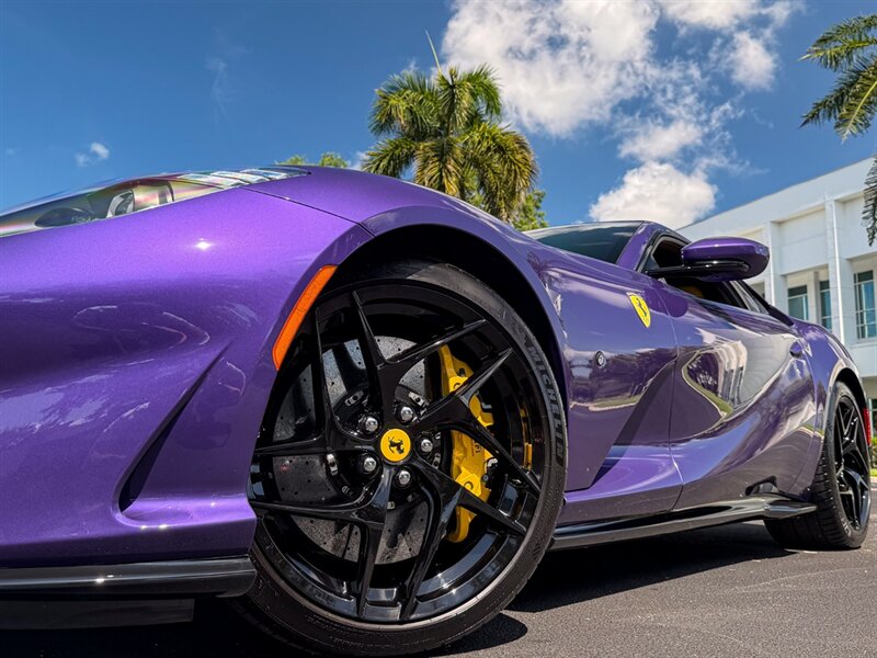 2020 Ferrari 812 Superfast   - Photo 11 - Bonita Springs, FL 34134