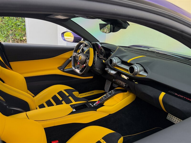 2020 Ferrari 812 Superfast   - Photo 26 - Bonita Springs, FL 34134