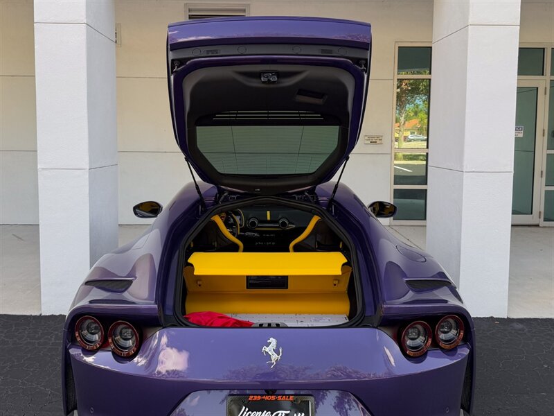 2020 Ferrari 812 Superfast   - Photo 38 - Bonita Springs, FL 34134