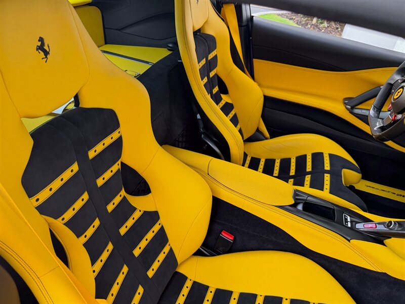 2020 Ferrari 812 Superfast   - Photo 33 - Bonita Springs, FL 34134