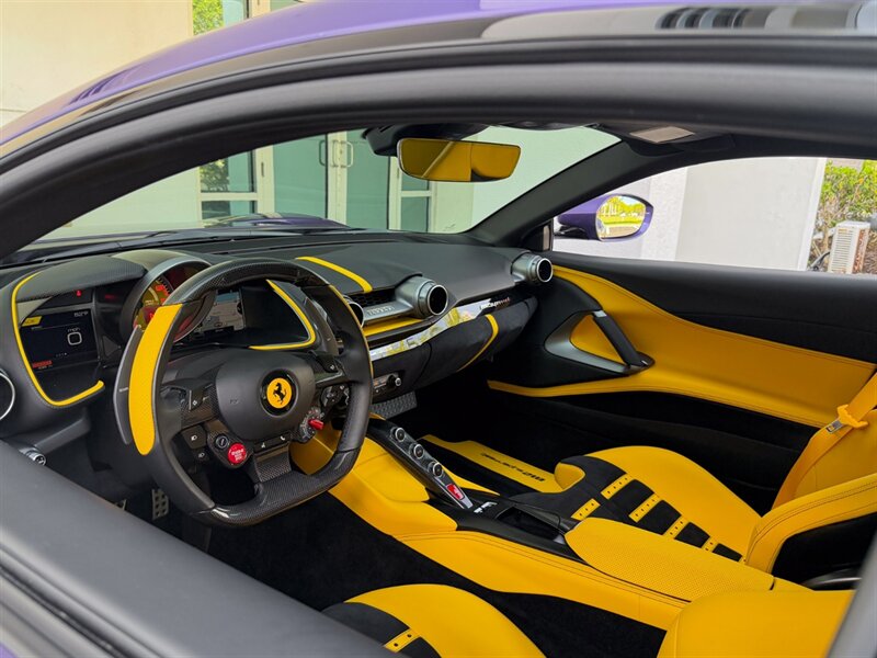 2020 Ferrari 812 Superfast   - Photo 2 - Bonita Springs, FL 34134