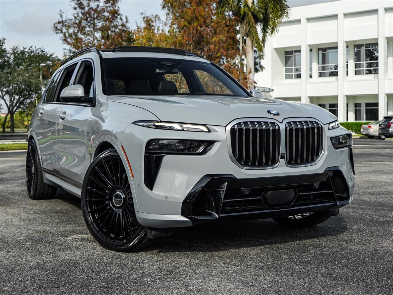 2023 BMW X7 xDrive40i   - Photo 73 - Bonita Springs, FL 34134