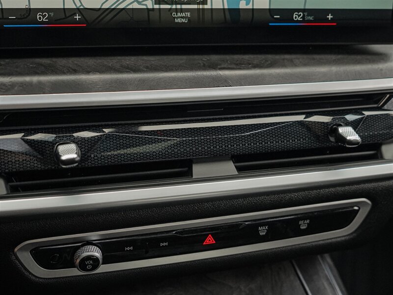 2023 BMW X7 xDrive40i - Photo 18 - Bonita Springs, FL 34134