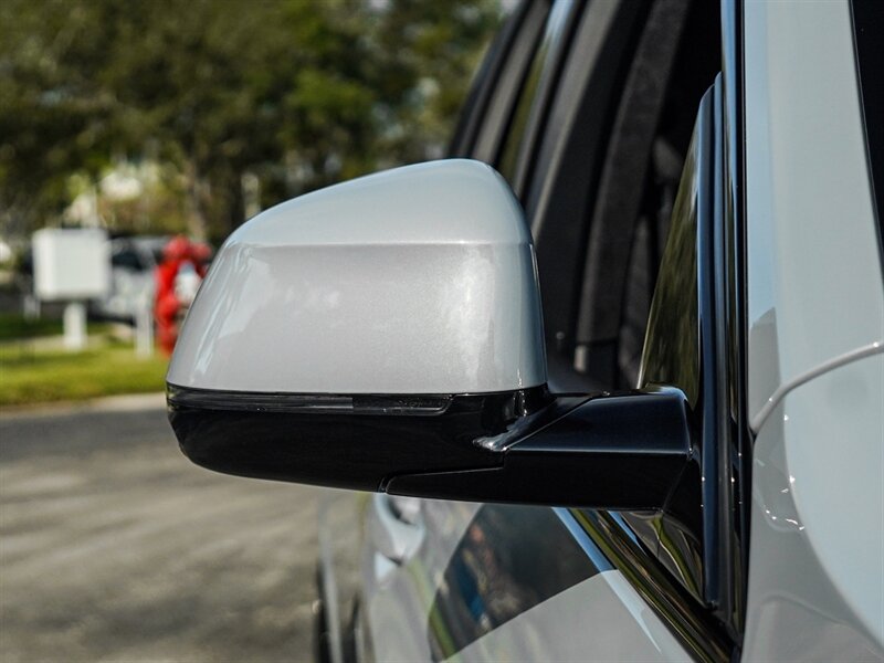 2023 BMW X7 xDrive40i - Photo 77 - Bonita Springs, FL 34134