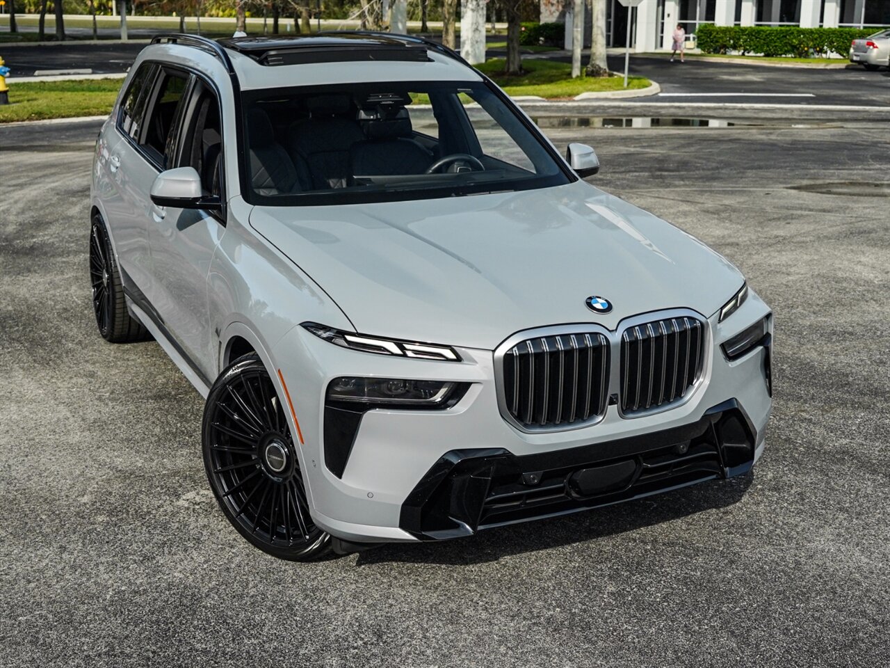 2023 BMW X7 xDrive40i   - Photo 74 - Bonita Springs, FL 34134