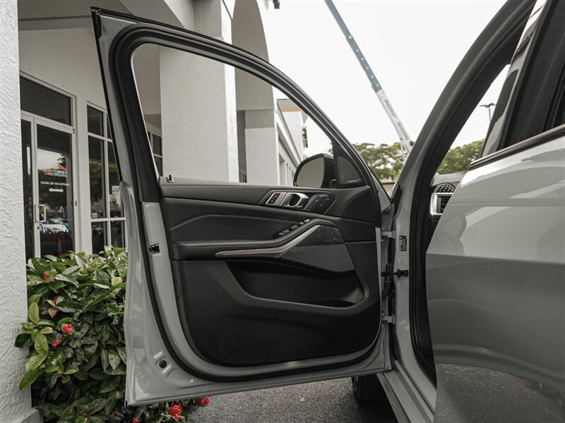 2023 BMW X7 xDrive40i - Photo 23 - Bonita Springs, FL 34134