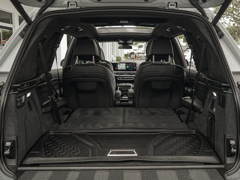 2023 BMW X7 xDrive40i - Photo 46 - Bonita Springs, FL 34134
