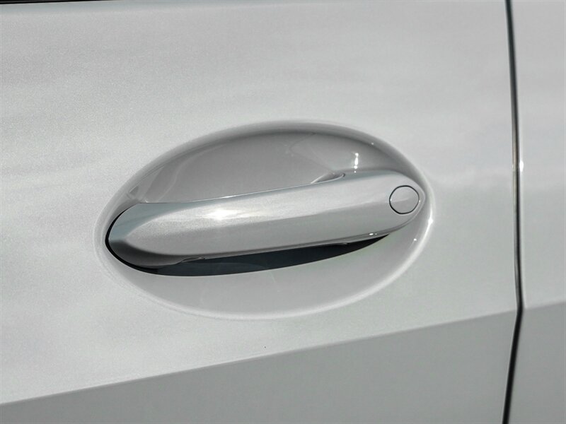 2023 BMW X7 xDrive40i - Photo 49 - Bonita Springs, FL 34134