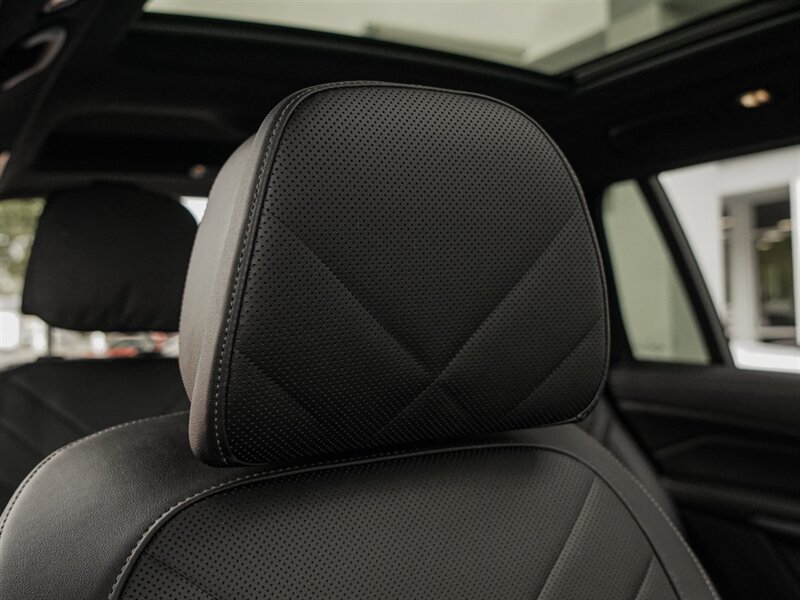 2023 BMW X7 xDrive40i - Photo 38 - Bonita Springs, FL 34134