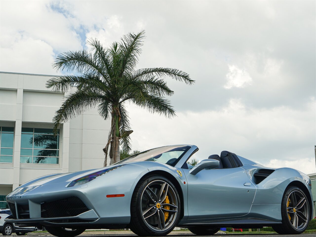 2018 Ferrari 488 Spider   - Photo 31 - Bonita Springs, FL 34134