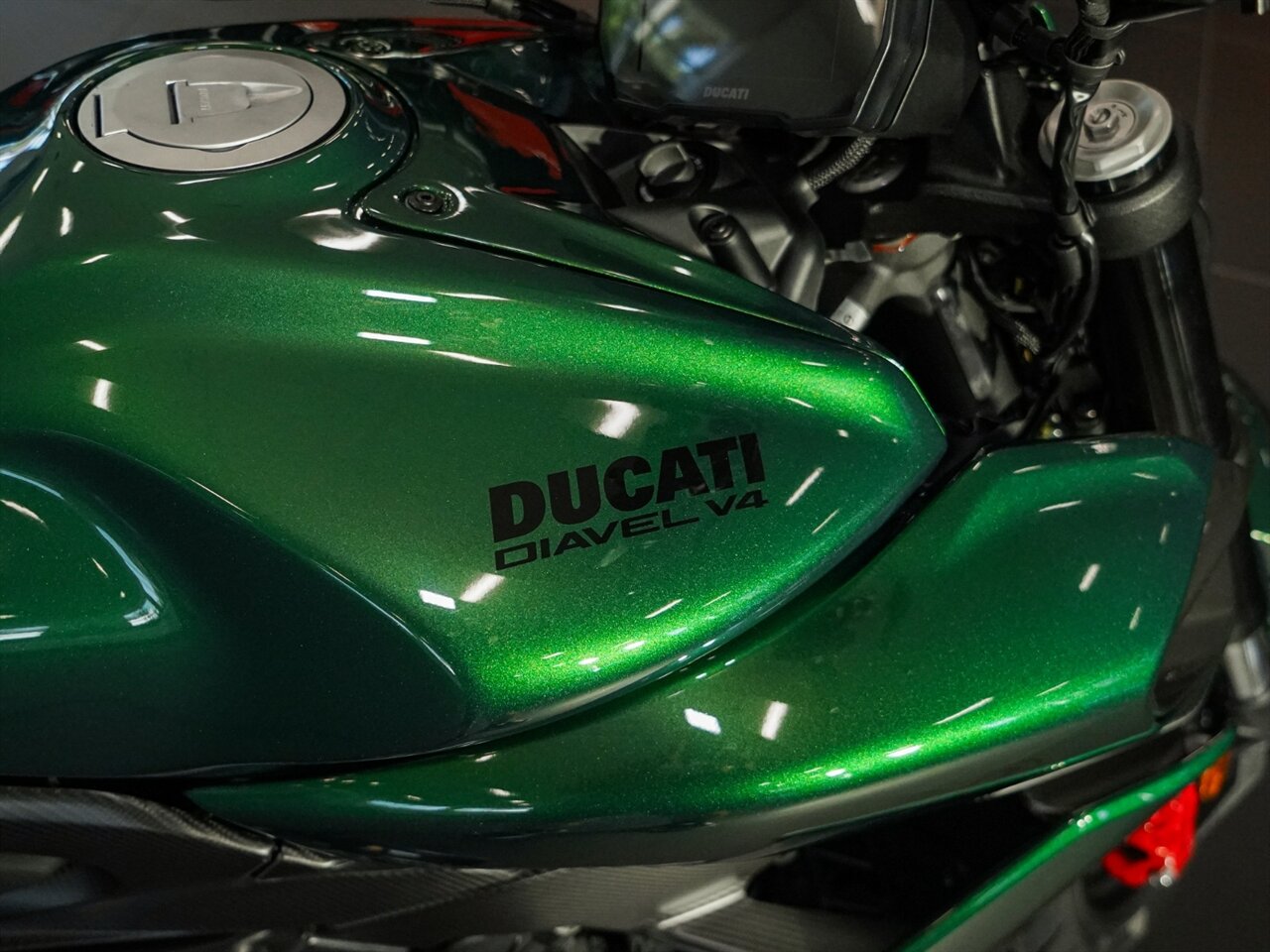 2024 Ducati Diavel For Bentley - Photo 12 - Bonita Springs, FL 34134
