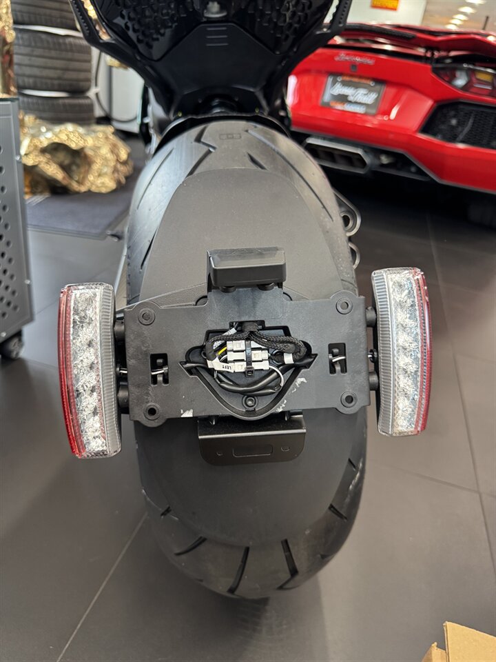 2024 Ducati Diavel For Bentley - Photo 45 - Bonita Springs, FL 34134