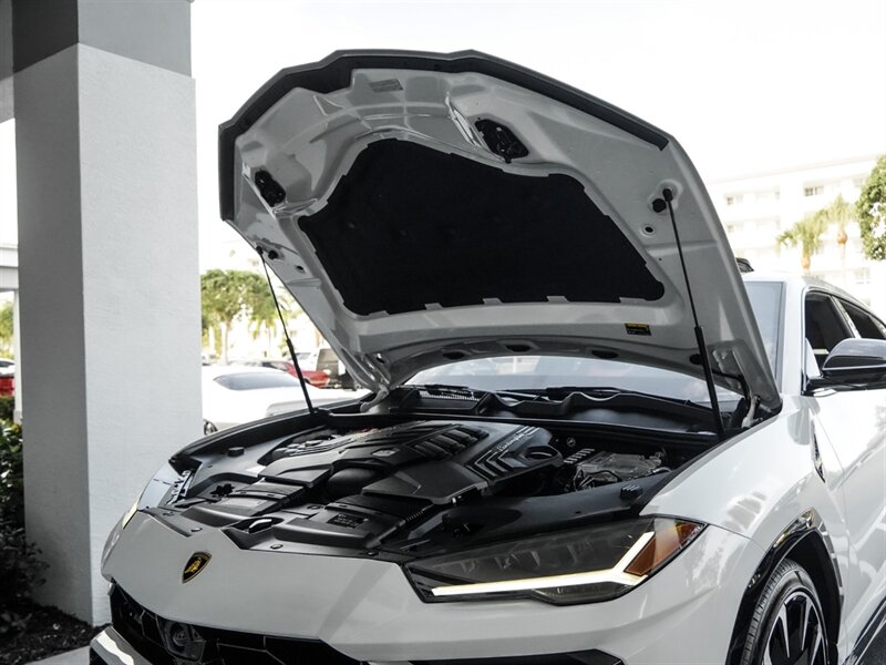 2022 Lamborghini Urus - Photo 39 - Bonita Springs, FL 34134