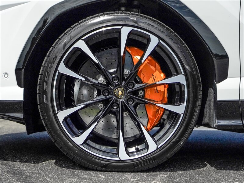 2022 Lamborghini Urus - Photo 42 - Bonita Springs, FL 34134