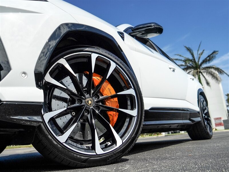 2022 Lamborghini Urus - Photo 10 - Bonita Springs, FL 34134