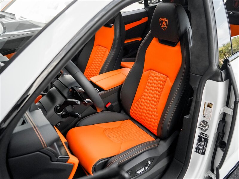 2022 Lamborghini Urus - Photo 19 - Bonita Springs, FL 34134