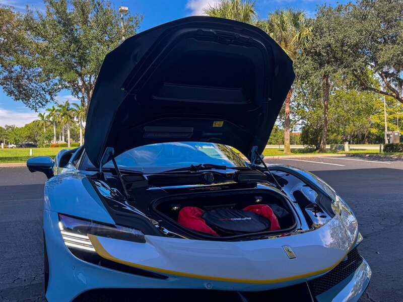 2025 Ferrari SF90 Spider - Photo 43 - Bonita Springs, FL 34134