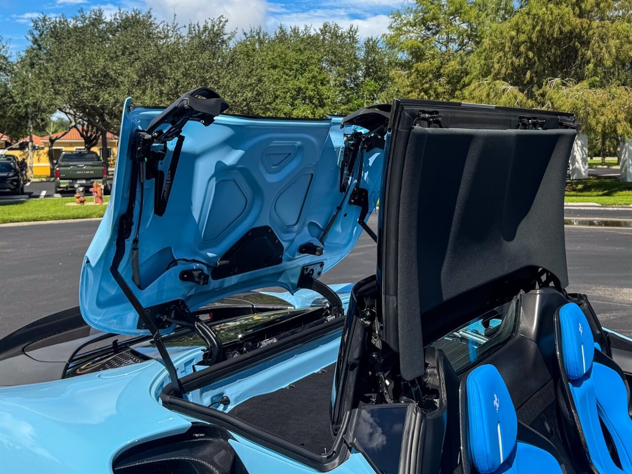 2025 Ferrari SF90 Spider - Photo 72 - Bonita Springs, FL 34134