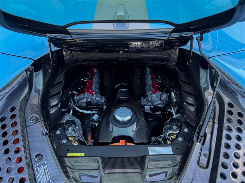 2025 Ferrari SF90 Spider - Photo 39 - Bonita Springs, FL 34134