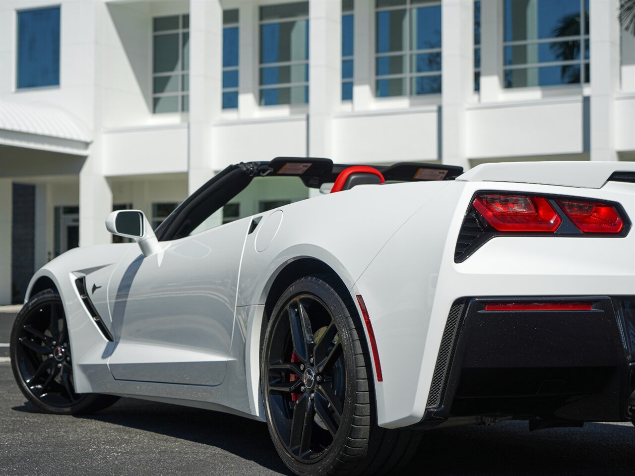 2015 Chevrolet Corvette Stingray Z51   - Photo 23 - Bonita Springs, FL 34134