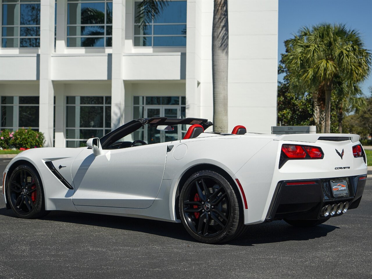 2015 Chevrolet Corvette Stingray Z51   - Photo 16 - Bonita Springs, FL 34134