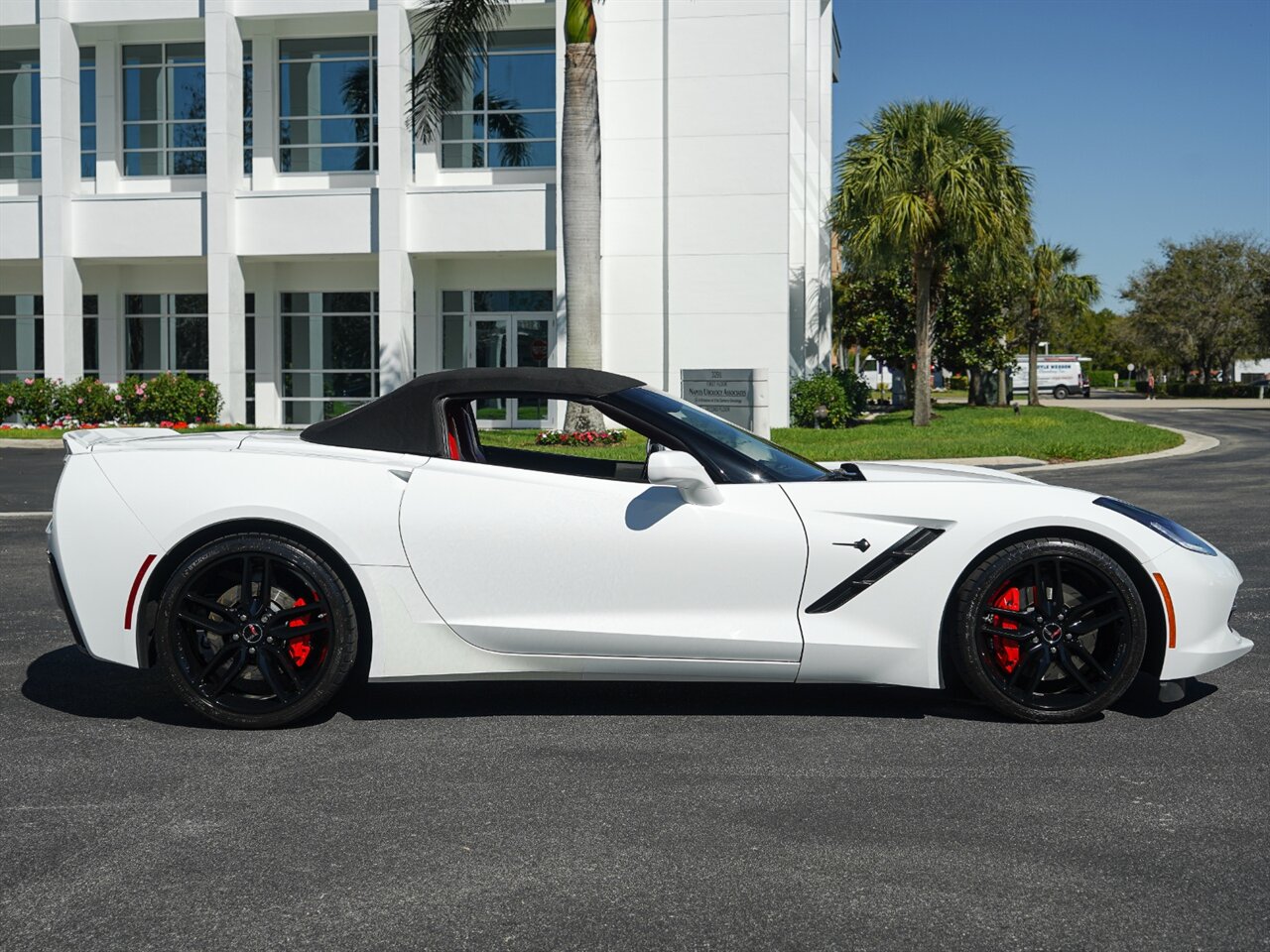 2015 Chevrolet Corvette Stingray Z51   - Photo 43 - Bonita Springs, FL 34134