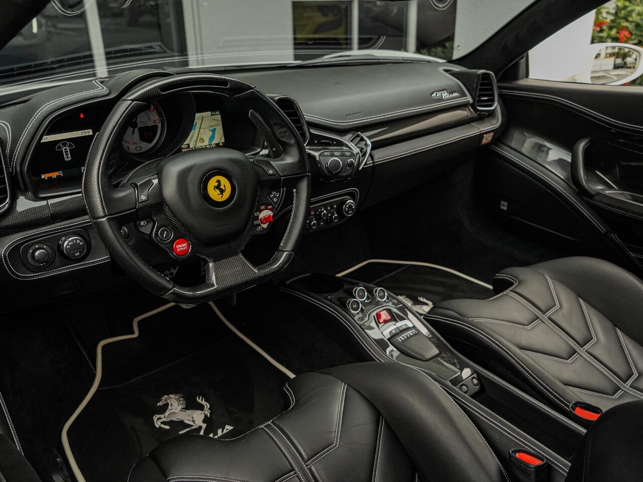 2011 Ferrari 458 Italia photo 2