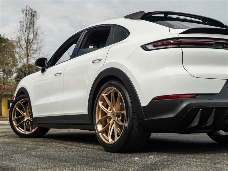 2024 Porsche Cayenne Turbo GT - Photo 60 - Bonita Springs, FL 34134