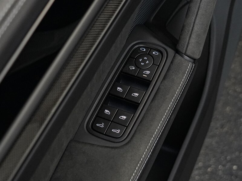 2024 Porsche Cayenne Turbo GT - Photo 24 - Bonita Springs, FL 34134