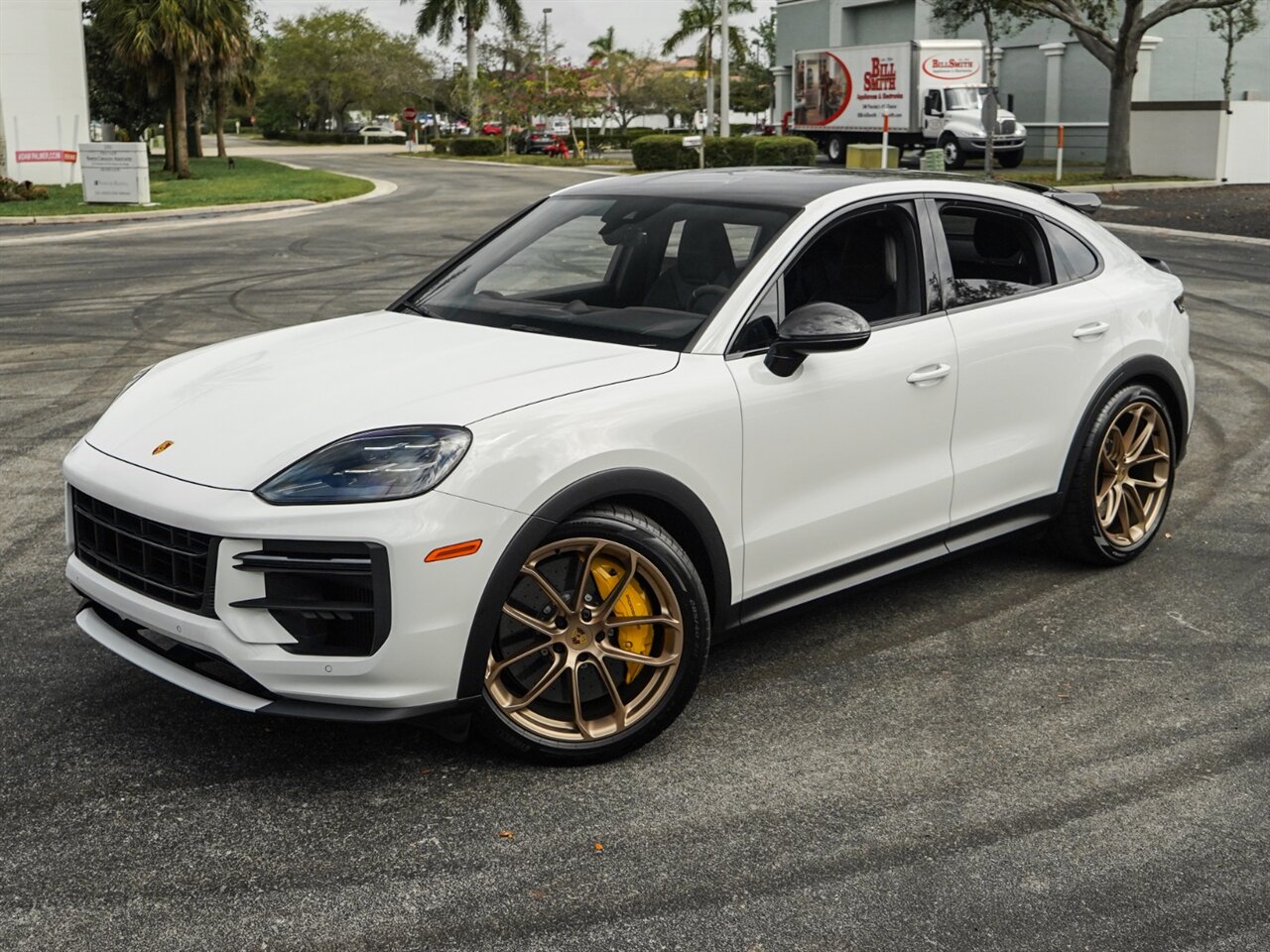 2024 Porsche Cayenne Turbo GT   - Photo 9 - Bonita Springs, FL 34134