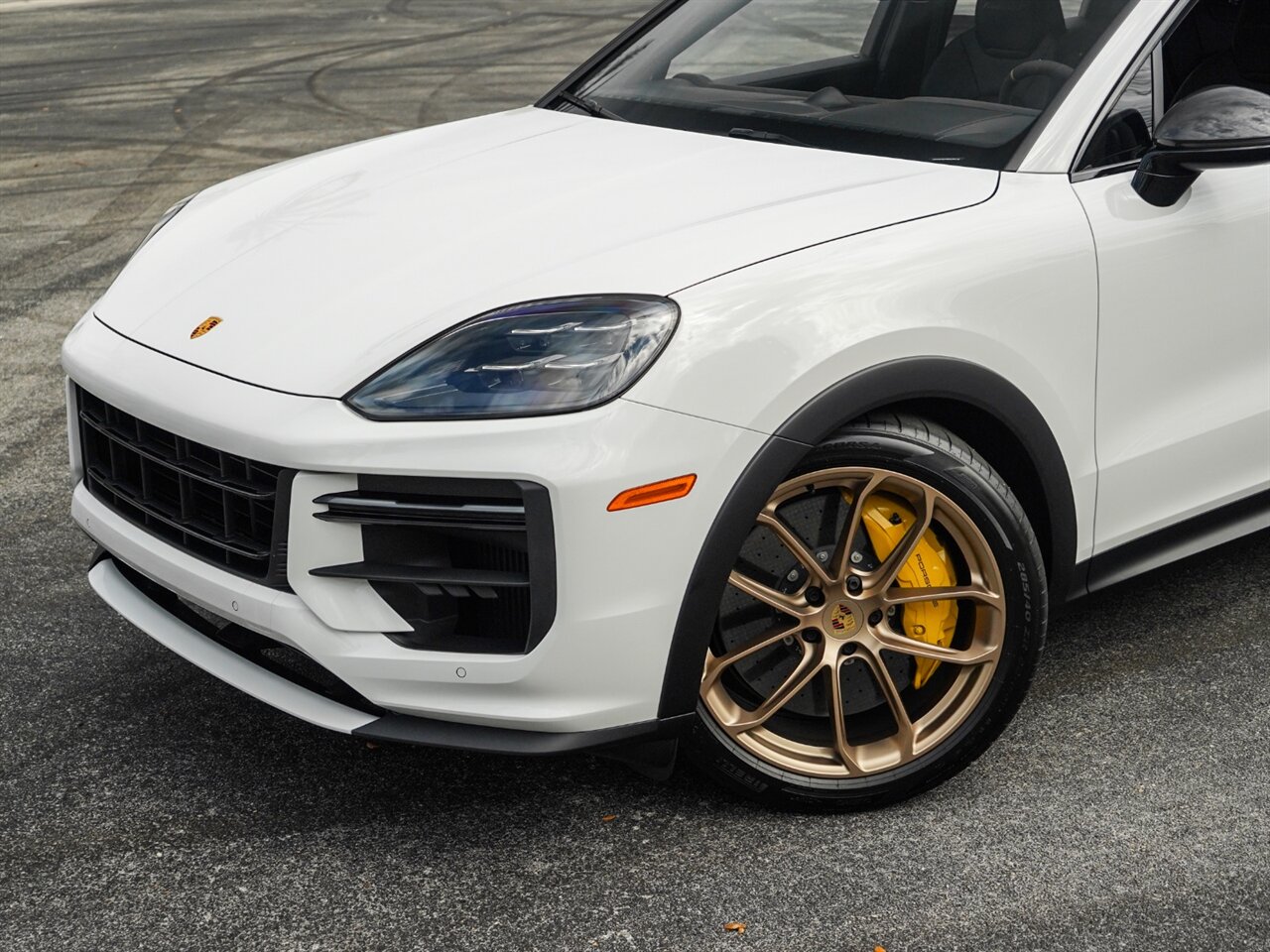 2024 Porsche Cayenne Turbo GT   - Photo 10 - Bonita Springs, FL 34134