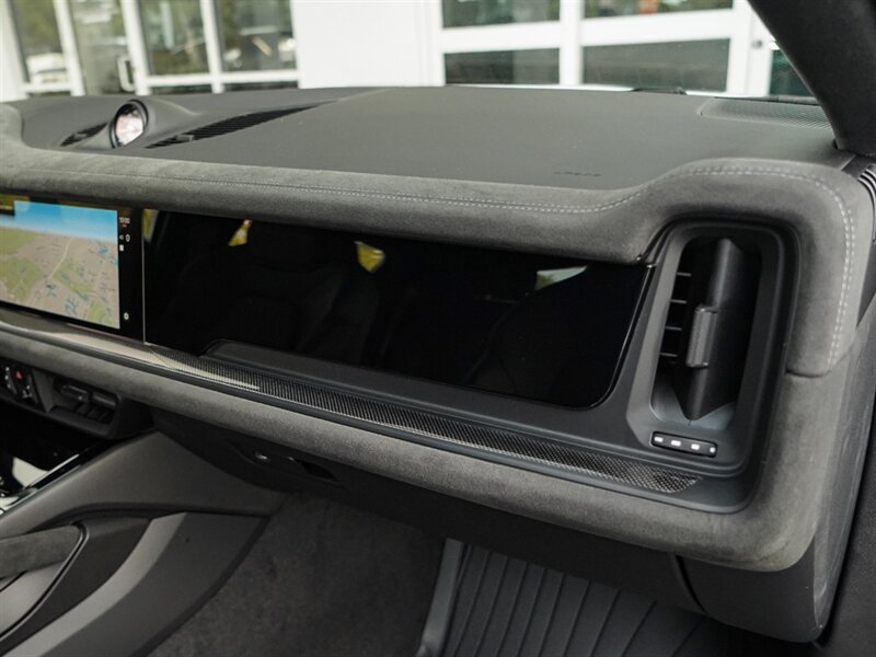 2024 Porsche Cayenne Turbo GT - Photo 43 - Bonita Springs, FL 34134