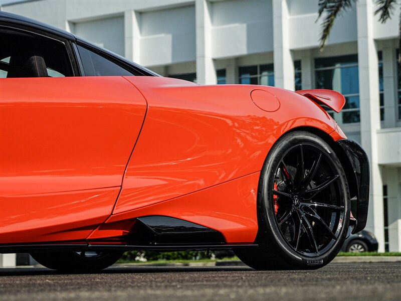 2021 McLaren 765LT - Photo 9 - Bonita Springs, FL 34134