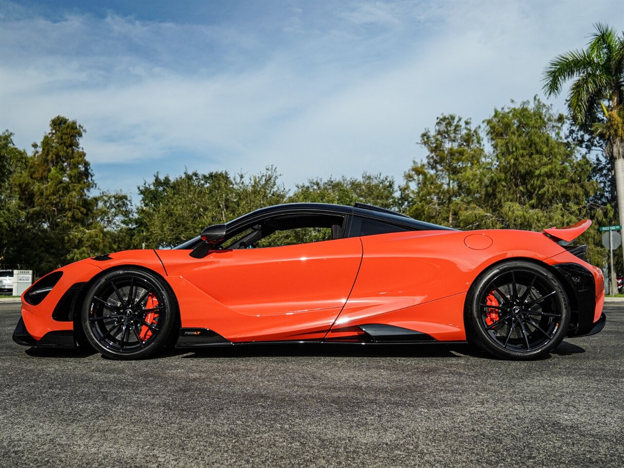 2021 McLaren 765LT   - Photo 41 - Bonita Springs, FL 34134