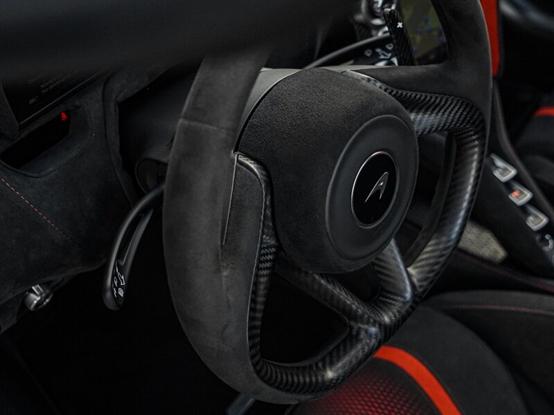 2021 McLaren 765LT - Photo 30 - Bonita Springs, FL 34134