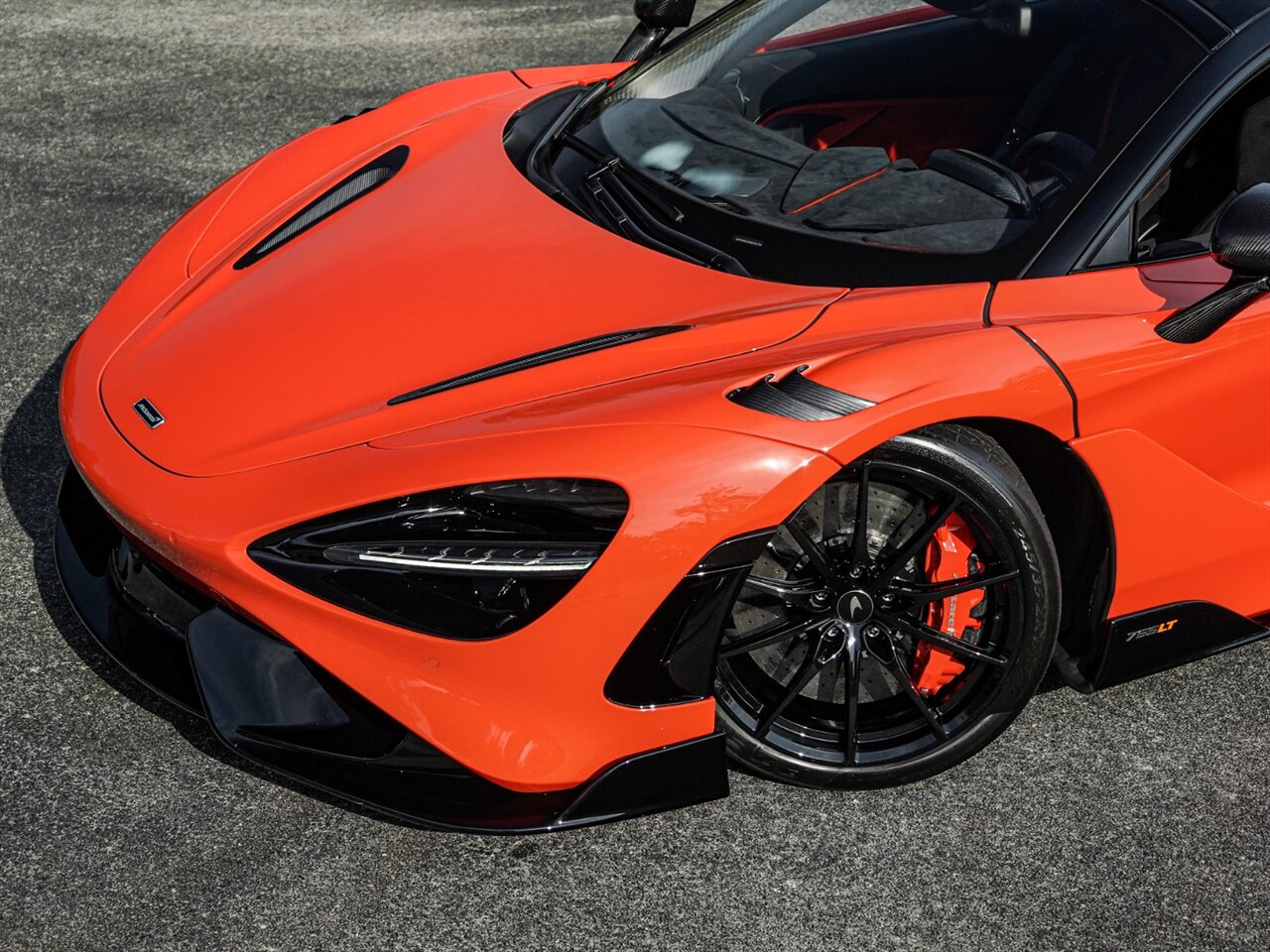 2021 McLaren 765LT   - Photo 12 - Bonita Springs, FL 34134