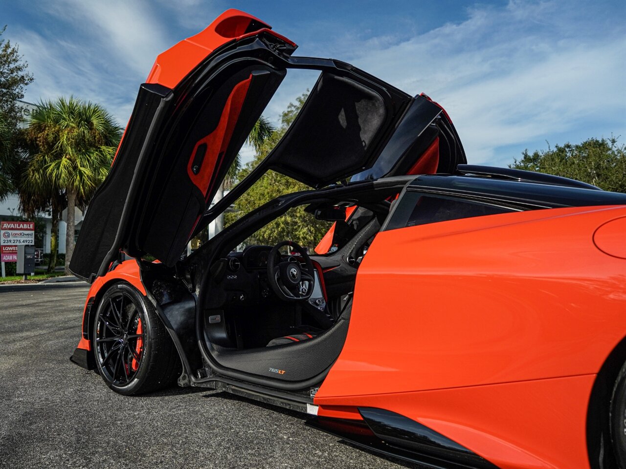 2021 McLaren 765LT   - Photo 52 - Bonita Springs, FL 34134