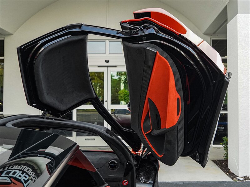 2021 McLaren 765LT - Photo 39 - Bonita Springs, FL 34134