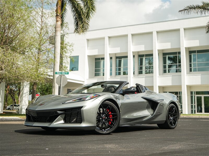 2024 Chevrolet Corvette Z06 - Photo 10 - Bonita Springs, FL 34134