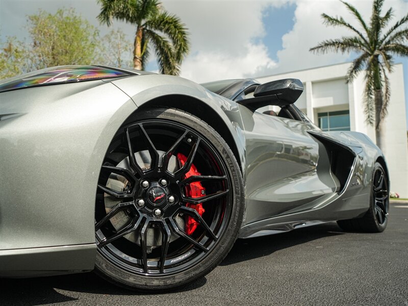 2024 Chevrolet Corvette Z06 - Photo 11 - Bonita Springs, FL 34134