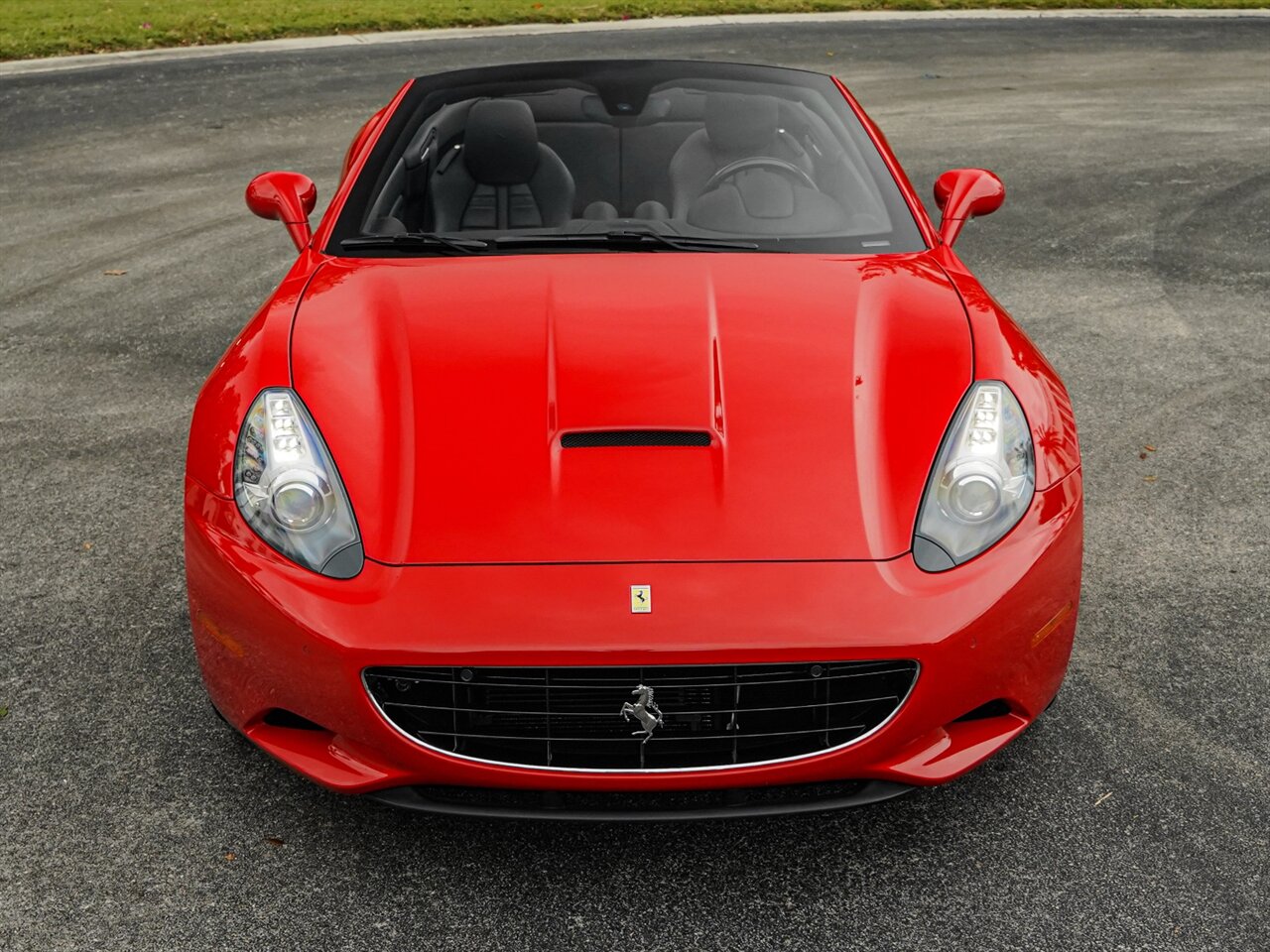 2013 Ferrari California   - Photo 5 - Bonita Springs, FL 34134