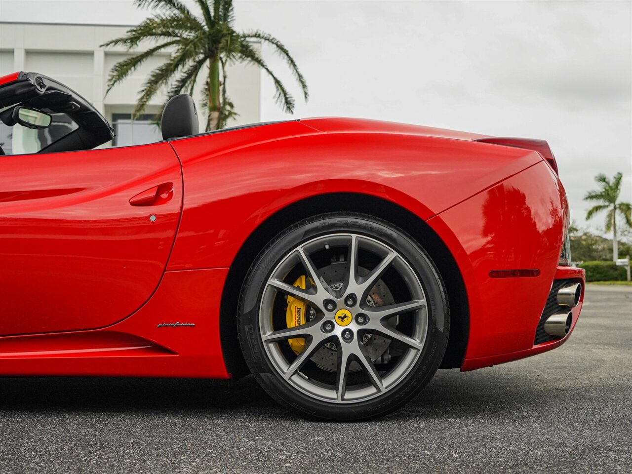 2013 Ferrari California   - Photo 49 - Bonita Springs, FL 34134