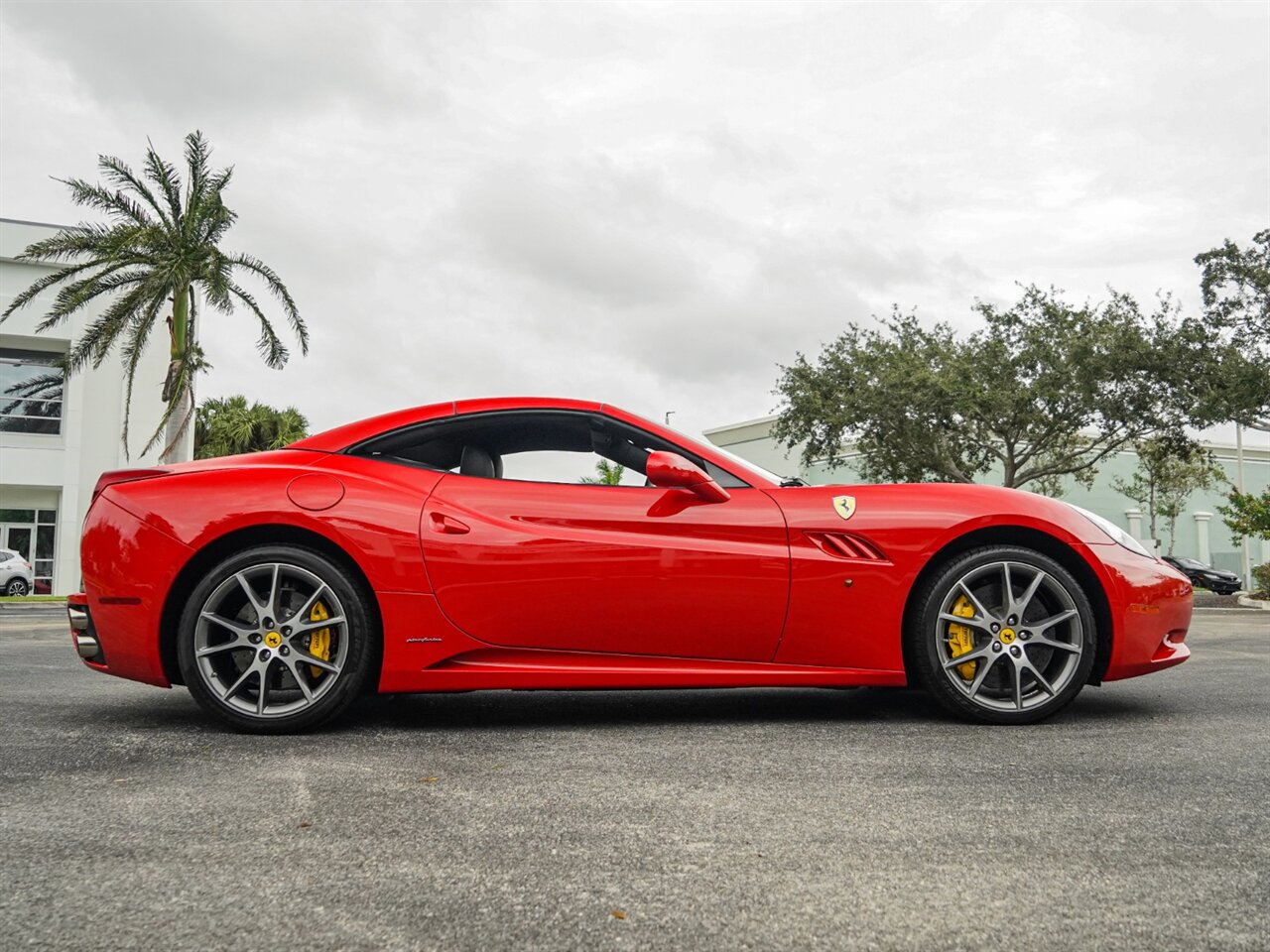 2013 Ferrari California   - Photo 80 - Bonita Springs, FL 34134