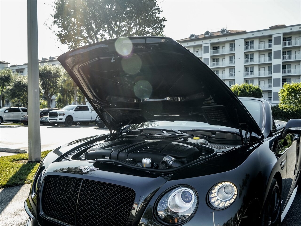 2018 Bentley Continental Supersports   - Photo 32 - Bonita Springs, FL 34134