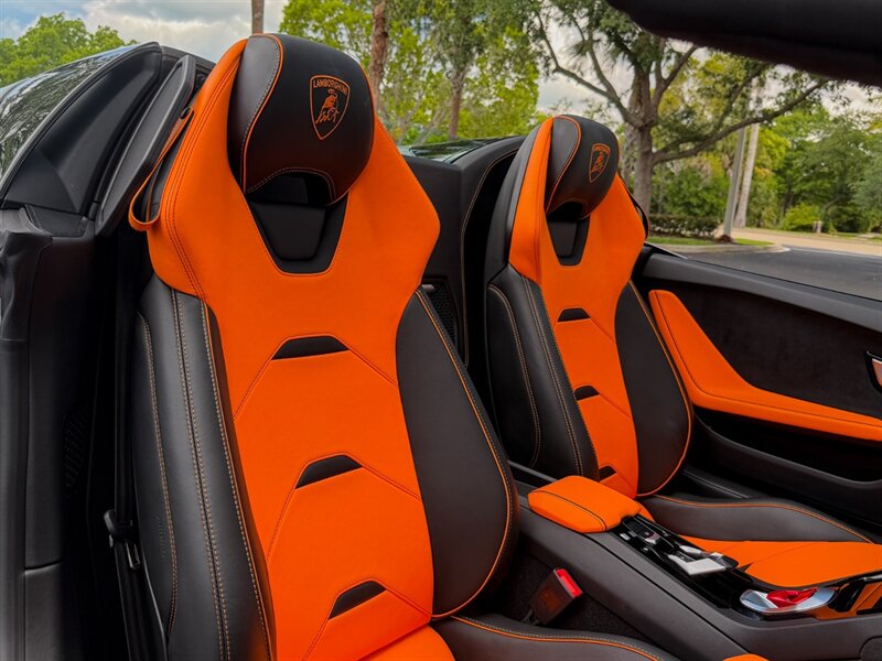 2021 Lamborghini Huracan EVO Spyder   - Photo 36 - Bonita Springs, FL 34134