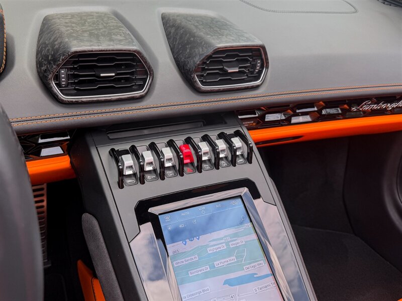 2021 Lamborghini Huracan EVO Spyder   - Photo 17 - Bonita Springs, FL 34134